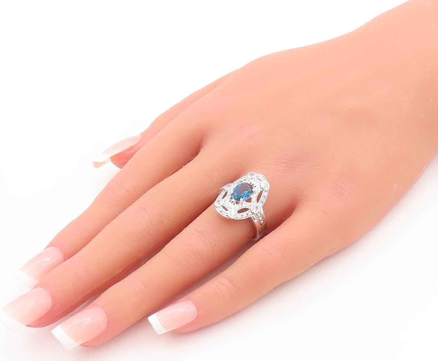 925 Sterling Silver Vintage Ring Oval Design Cut 2 Tone Topaz  Sz 7  RG29399