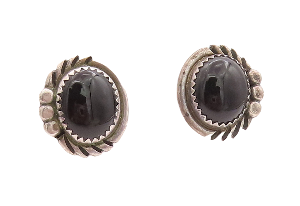 925 Sterling Silver Vintage Earrings NAVAJO Cabochon Onyx Halo Carved  EG13119