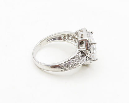925 Sterling Silver   Sparkling Cubic Zirconia Band Ring Sz 6  RG19147