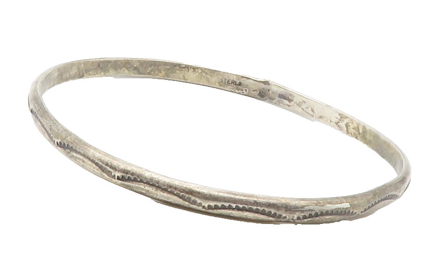 NAVAJO 925 Sterling Silver  Vintage Dark Tone Etched Bangle Bracelet  BT5662