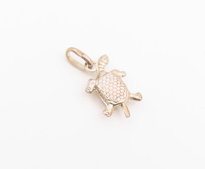 925 Sterling Silver Vintage Pendant Minimalist Etched Sea Turtle Charm  PT26501