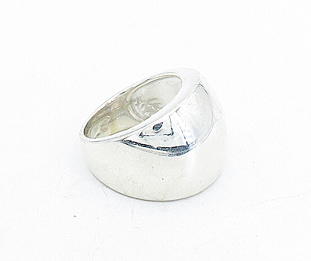 925 Sterling Silver Vintage Shiny Minimalist Tapered Band Ring Sz 7.5 RG4706