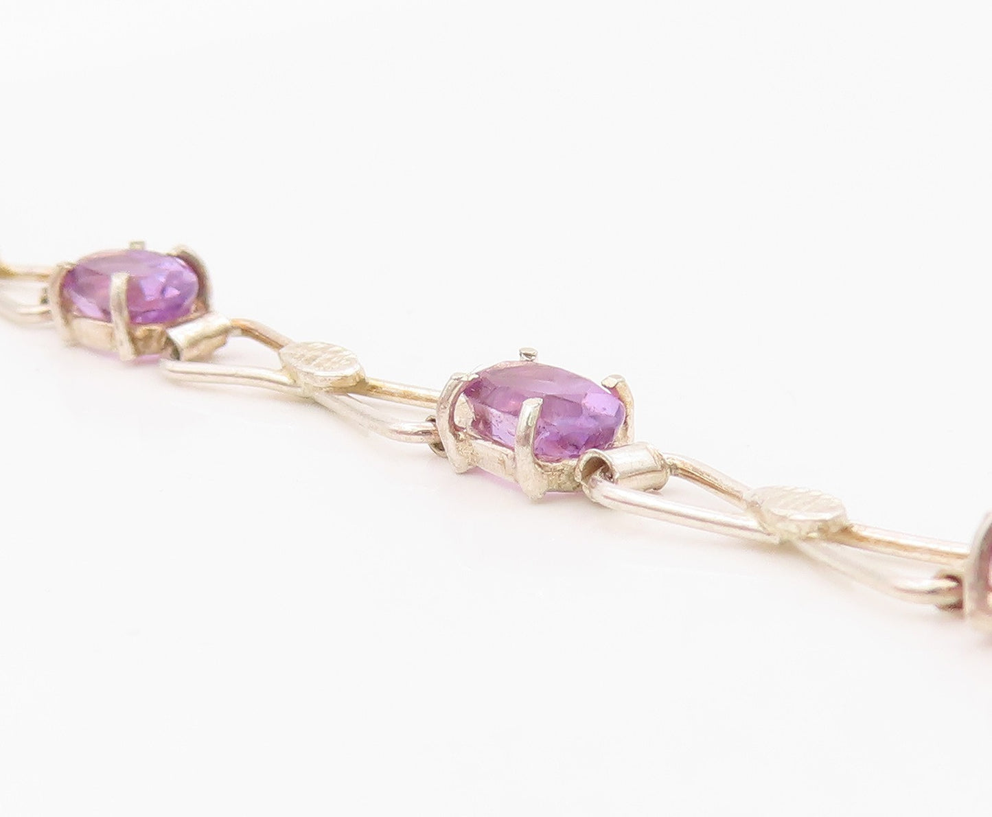 925 Sterling Silver Vintage Bracelet Elegant Amethyst & Ribbon Bow Link  BT12109