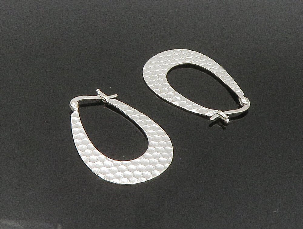 925 Sterling Silver  Vintage Shiny Circle Pattern Hoop Earrings  EG11546