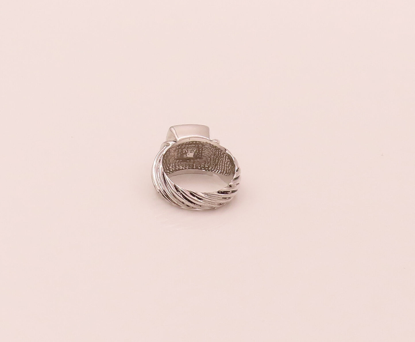 925 Sterling Silver  Vintage Minimalist Onyx Rope Carved Ring Sz 7.25  RG26728