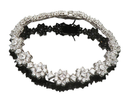 925 Sterling Silver  Sparkling Cubic Zirconia Floral Chain Bracelet  BT5712