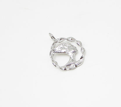 925 Sterling Silver  Shiny Egyption Goddess Drop Pendant  PT2268