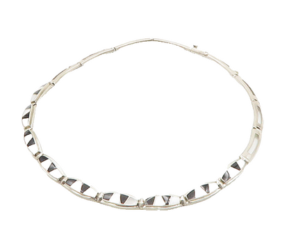 WHITNEY KELLY 925 Silver   Vintage Mother Of Pearl & Onyx Necklace  NE3289