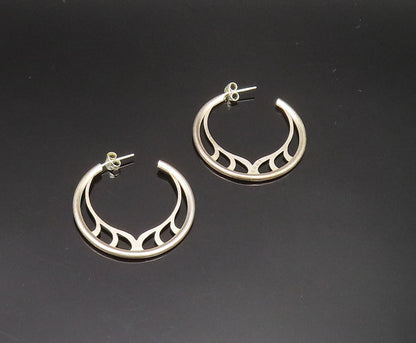 DESIGNER 925 Sterling Silver Vintage Flame Cutout Motif Hoop Earrings EG11822