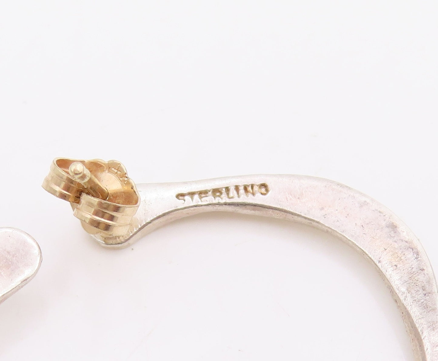 14k Gold & 925 Sterling Silver Vintage Earrings Minimalist Wavy Design  EG13941