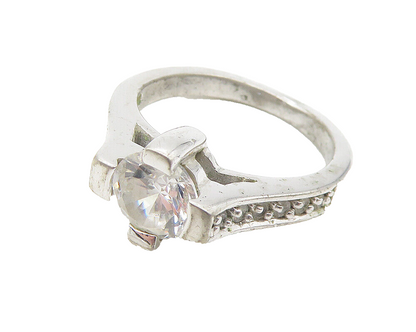 925 Sterling Silver  Cubic Zirconia Solitaire With Accents Ring Sz 5  RG11343