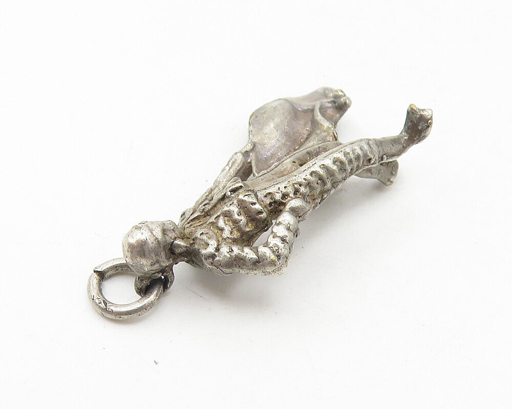 925 Sterling Silver  Vintage Dark Tone Petite Bull Fighter Pendant  PT8928