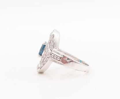 925 Sterling Silver Vintage Ring Oval Design Cut 2 Tone Topaz  Sz 7  RG29399