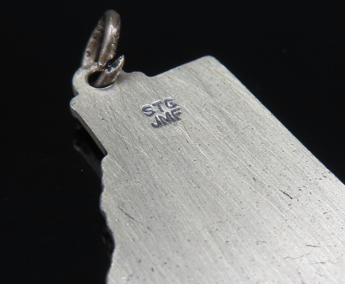 925 Sterling Silver  Vintage Rhode Island State Souvenir Pendant  PT21070