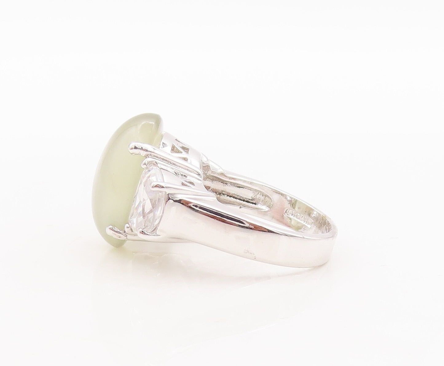 925 Sterling Silver Vintage Ring Oval Cabochon Green Amethyst & CZ Sz 7  RG29688