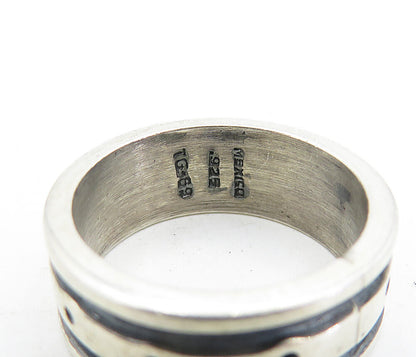 MEXICO 925 Silver  Vintage Oxidized Dotted Detail Round Band Ring Sz 7  RG6967