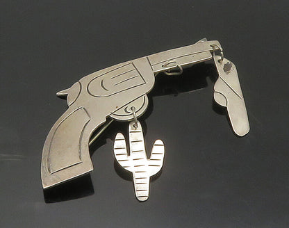 MEXICO 925 Sterling Silver  Vintage Pistol Gun Etched Detail Brooch Pin BP6897