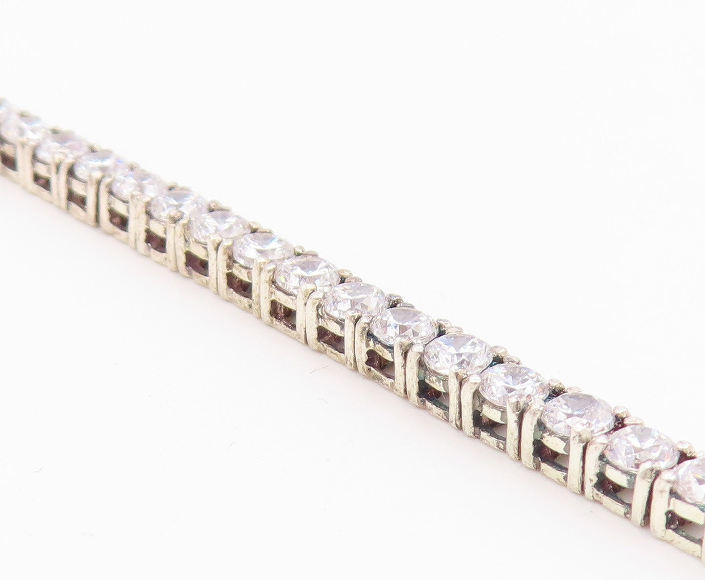 925 Sterling Silver  Prong Set Shiny Cubic Zirconia Tennis Bracelet  BT6415