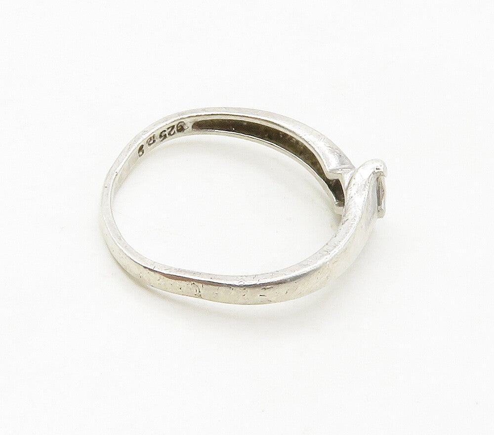 925 Sterling Silver  Petite White Topaz Bypass Solitaire Ring Sz 7.5  RG16793