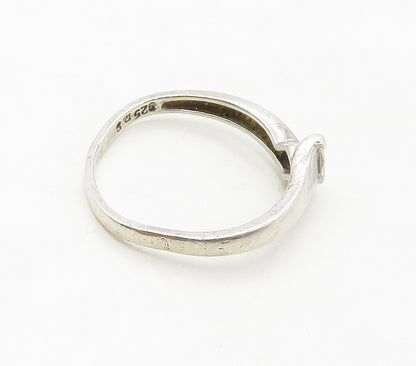 925 Sterling Silver  Petite White Topaz Bypass Solitaire Ring Sz 7.5  RG16793