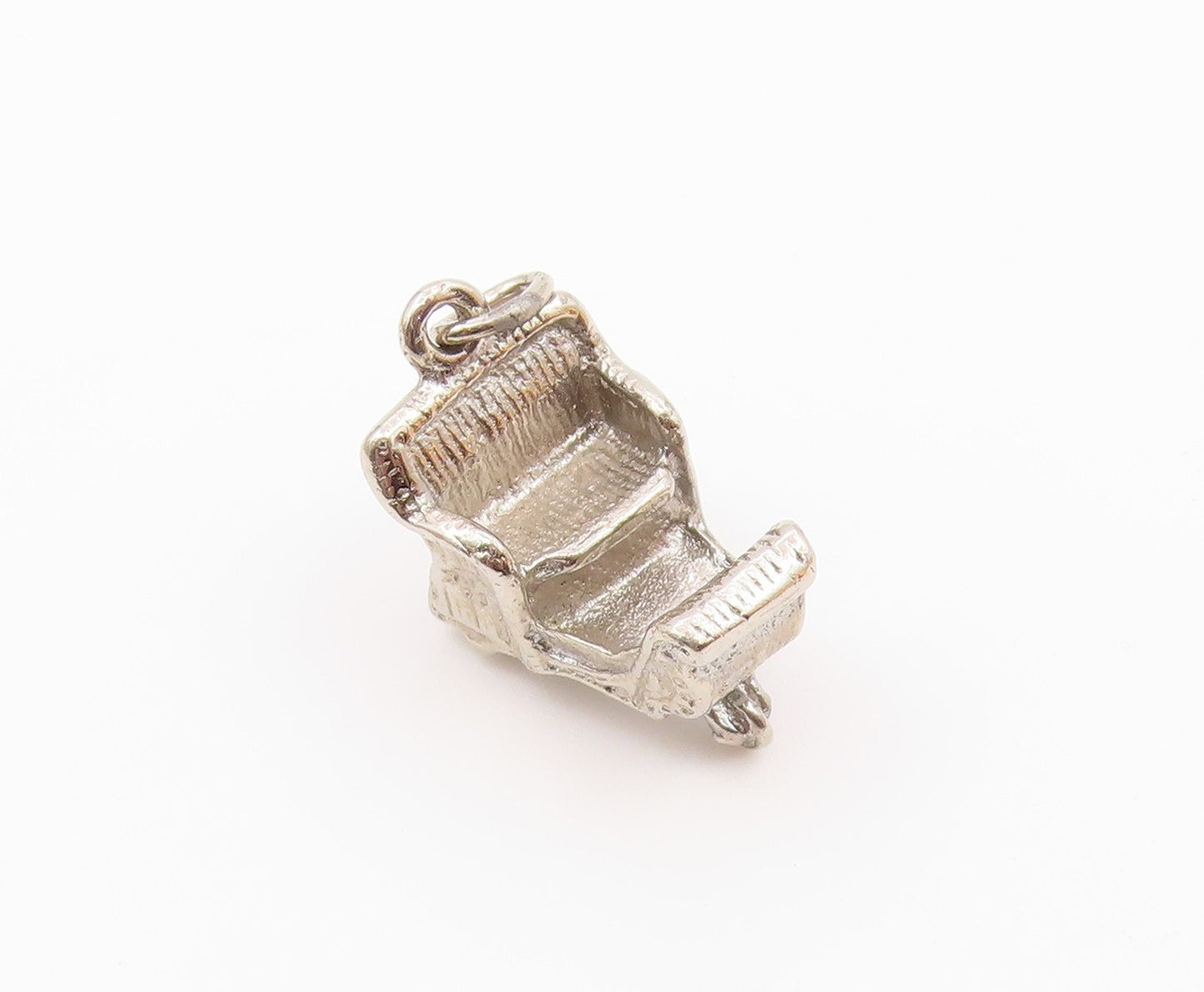 925 Sterling Silver  Vintage Shiny Winter Sleigh Petite Pendant  PT17895
