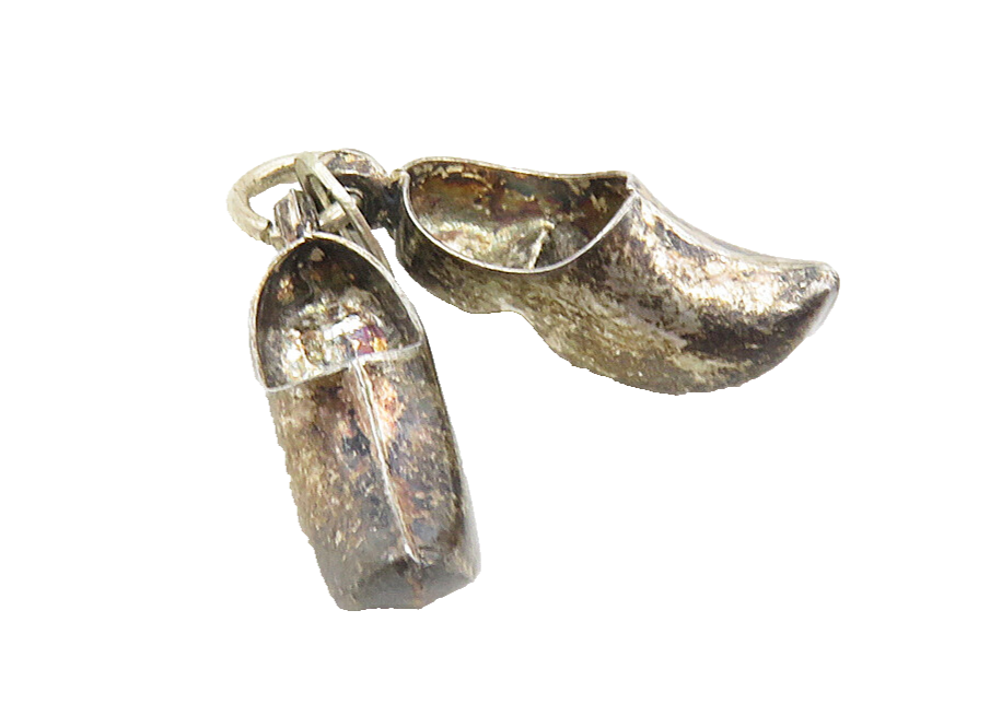 925 Sterling Silver  Vintage Antique Dark Tone Petite Shoes Pendant  PT7018