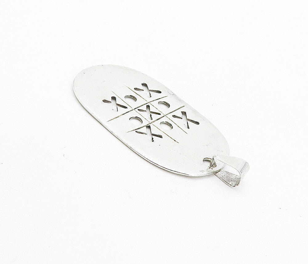MEXICO 925 Silver Vintage Shiny Tic Tac Toe XO Etched Game Pendant PT6358