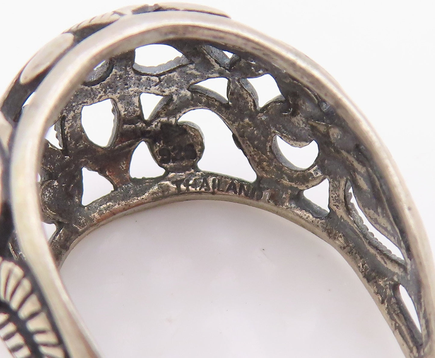 925 Sterling Silver Vintage Earrings Classic Floral Scrollwork Hoops  EG14397