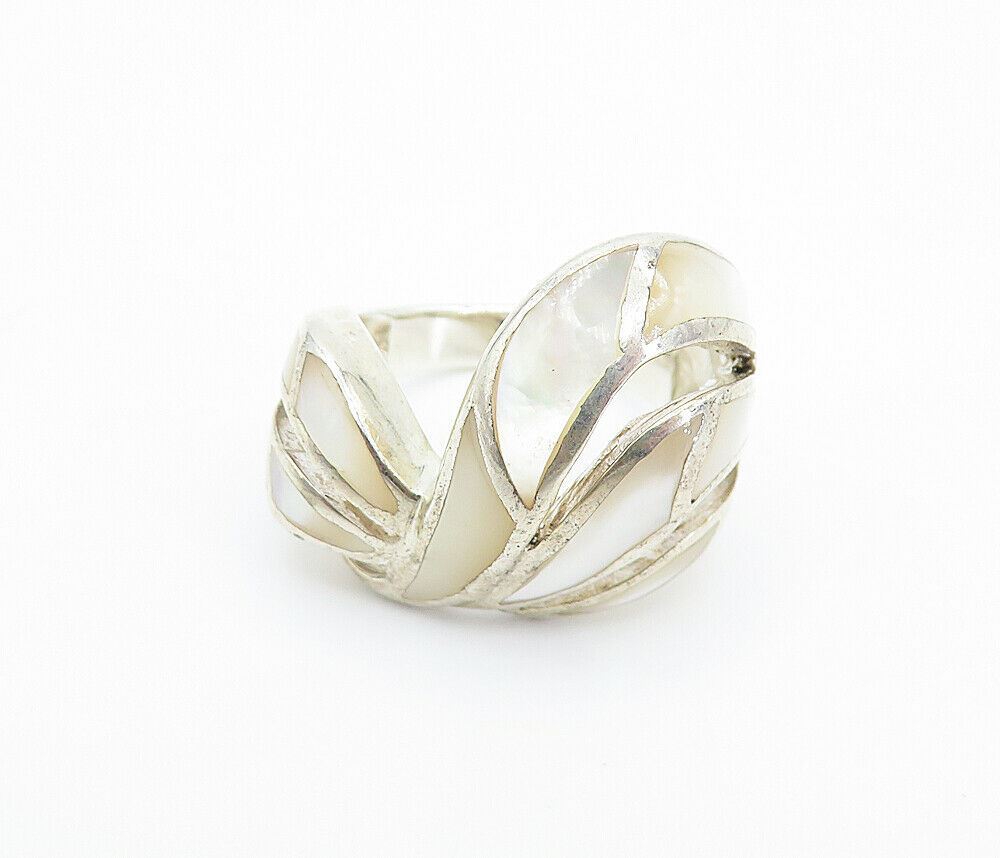 925 Sterling Silver  Mother Of Pearl Split Design Band Ring Sz 6.5  RG7925