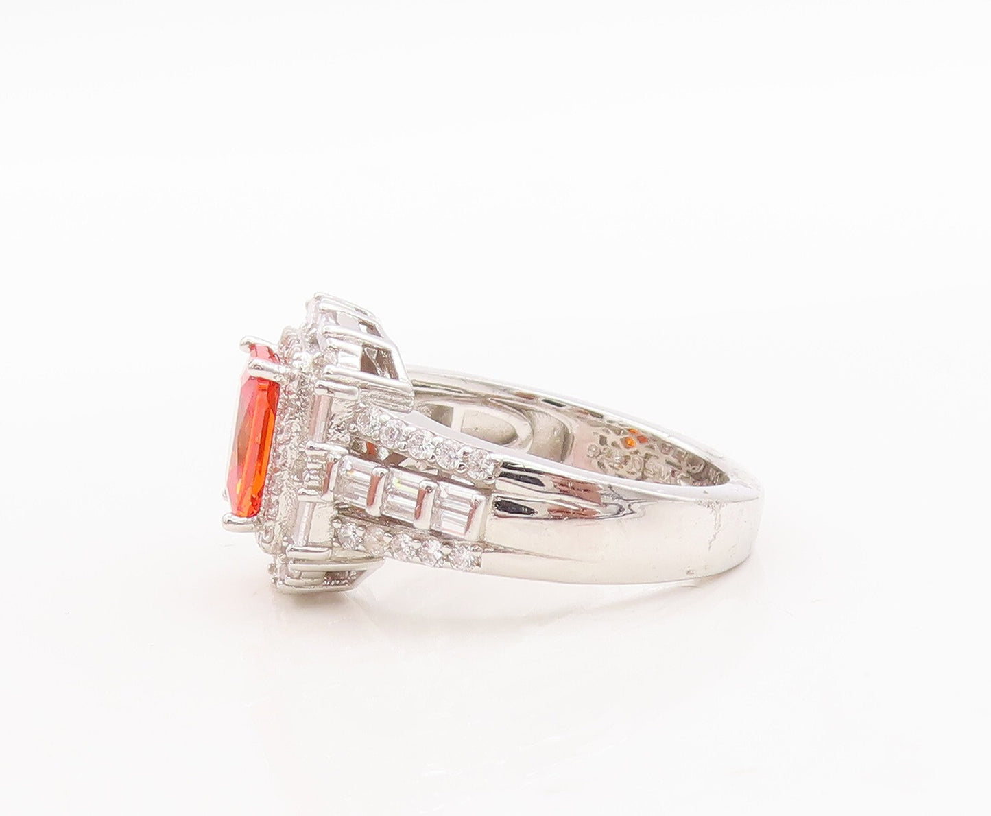 925 Sterling Silver Vintage Ring Rectangle Cut Orange & White CZ  Sz 7  RG29448