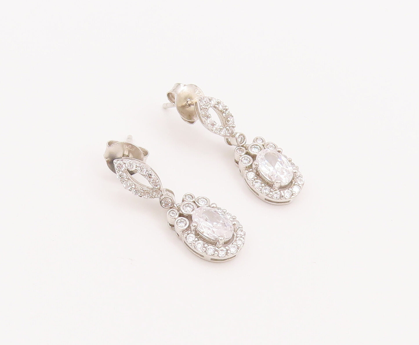925 Sterling Silver Vintage Earrings Carved Eye Shape & Dangling Oval CZ EG13006