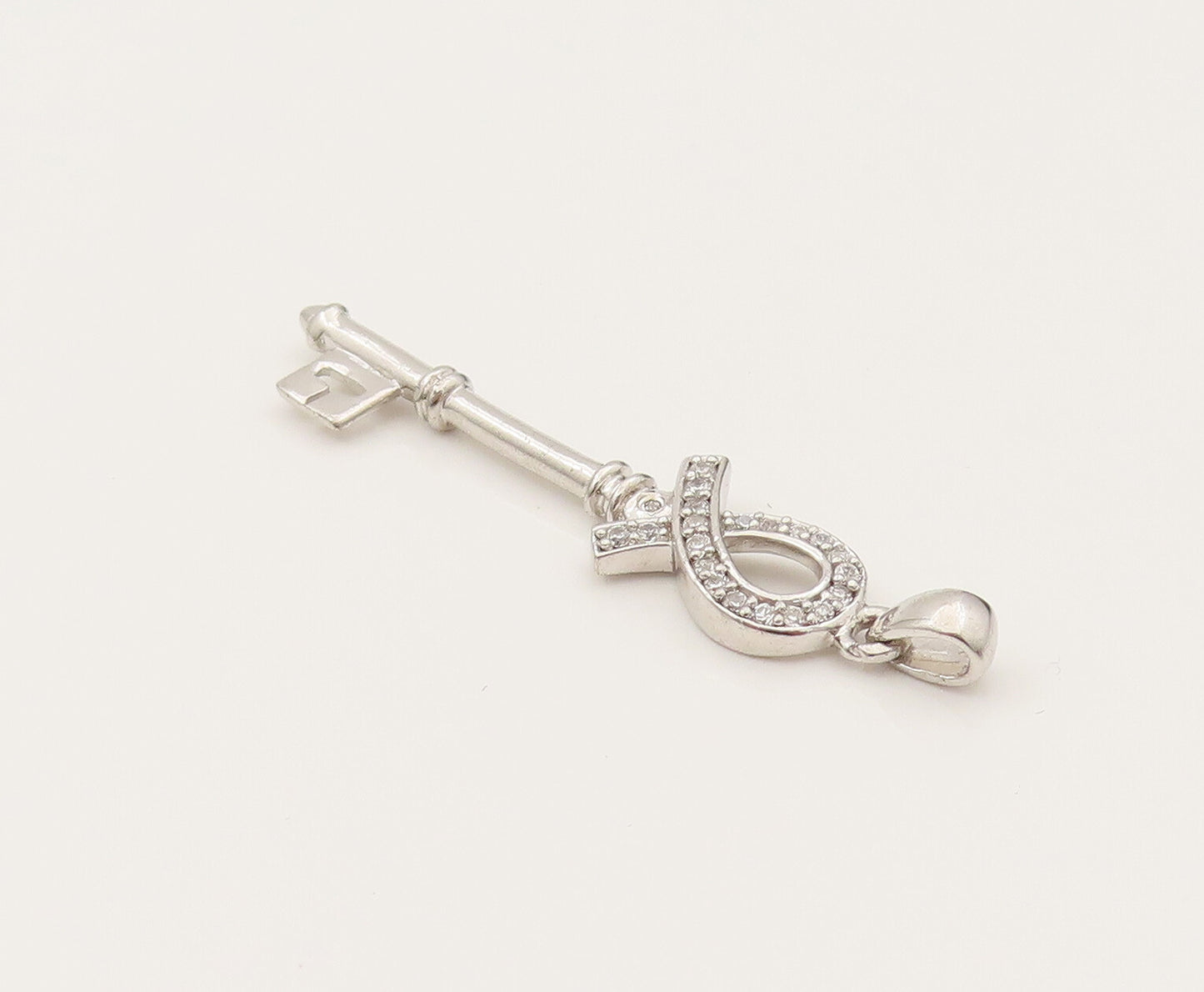 925 Silver  Vintage Sparkly Topaz Infinity Knot Missing Key Pendant  PT21956