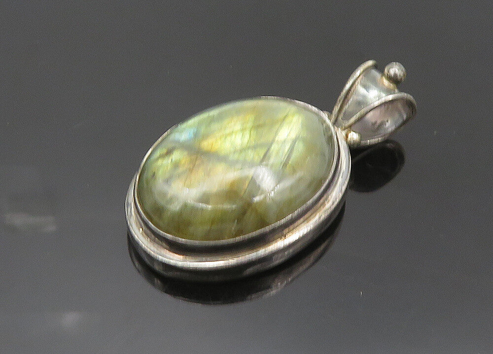 MNSN 925 Sterling Silver  Vintage Cabochon Cut Labradorite Pendant  PT16224