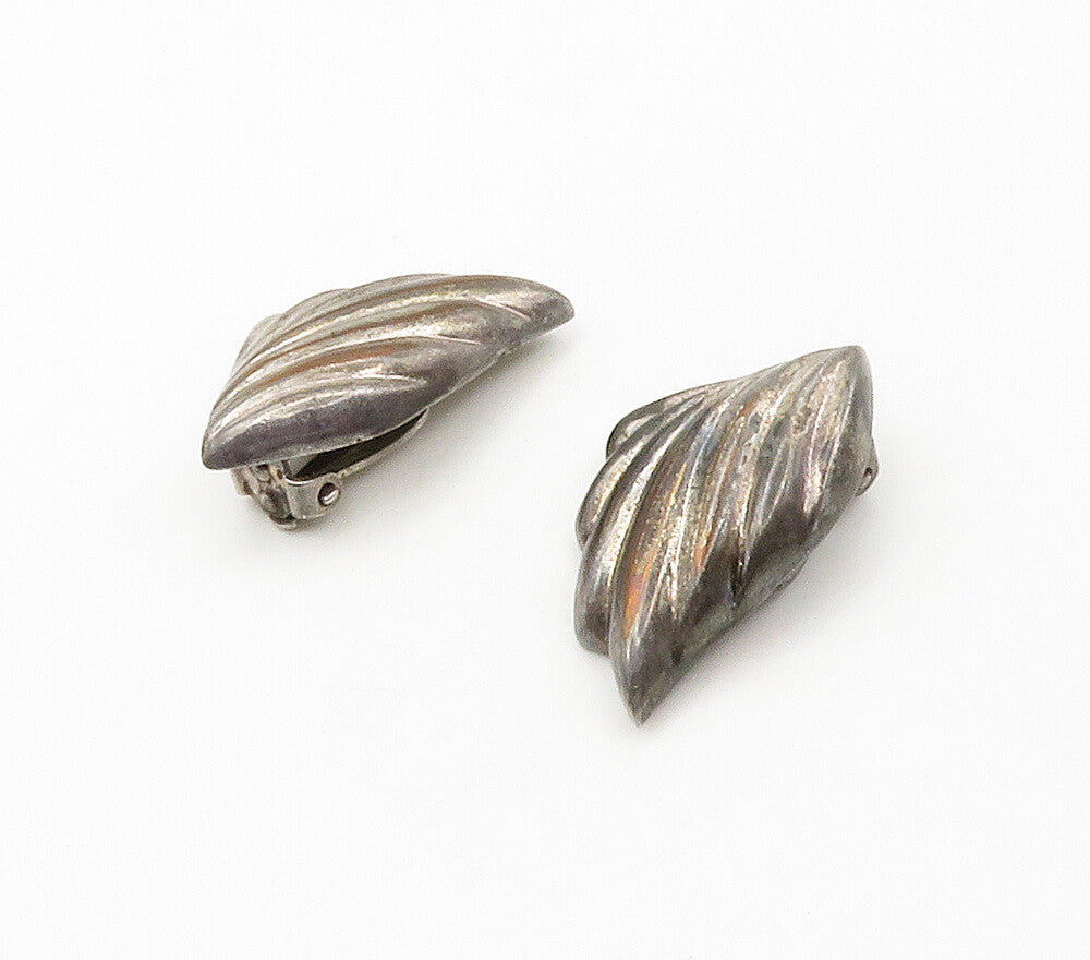 925 Sterling Silver  Vintage Dark Tone Scalloped Non Pierce Earrings  EG7661