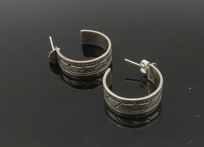 925 Sterling Silver  Vintage Shiny Patterned Twist Hoop Earrings  EG11188
