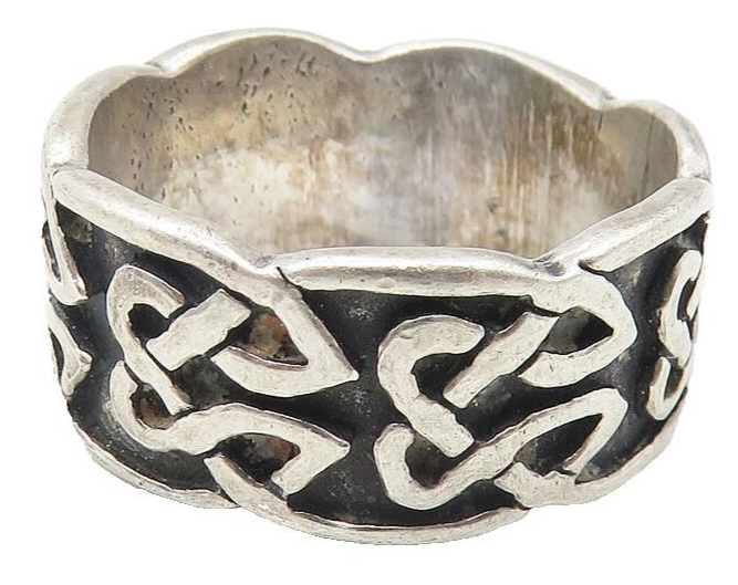 925 Sterling Silver  Vintage Oxidized Celtic Knot Band Ring Sz 8  RG11102