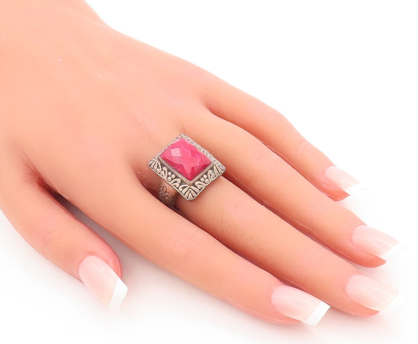 925 Sterling Silver Vintage Ring Square Red Gemstone Floral Carved Sz 8  RG29294