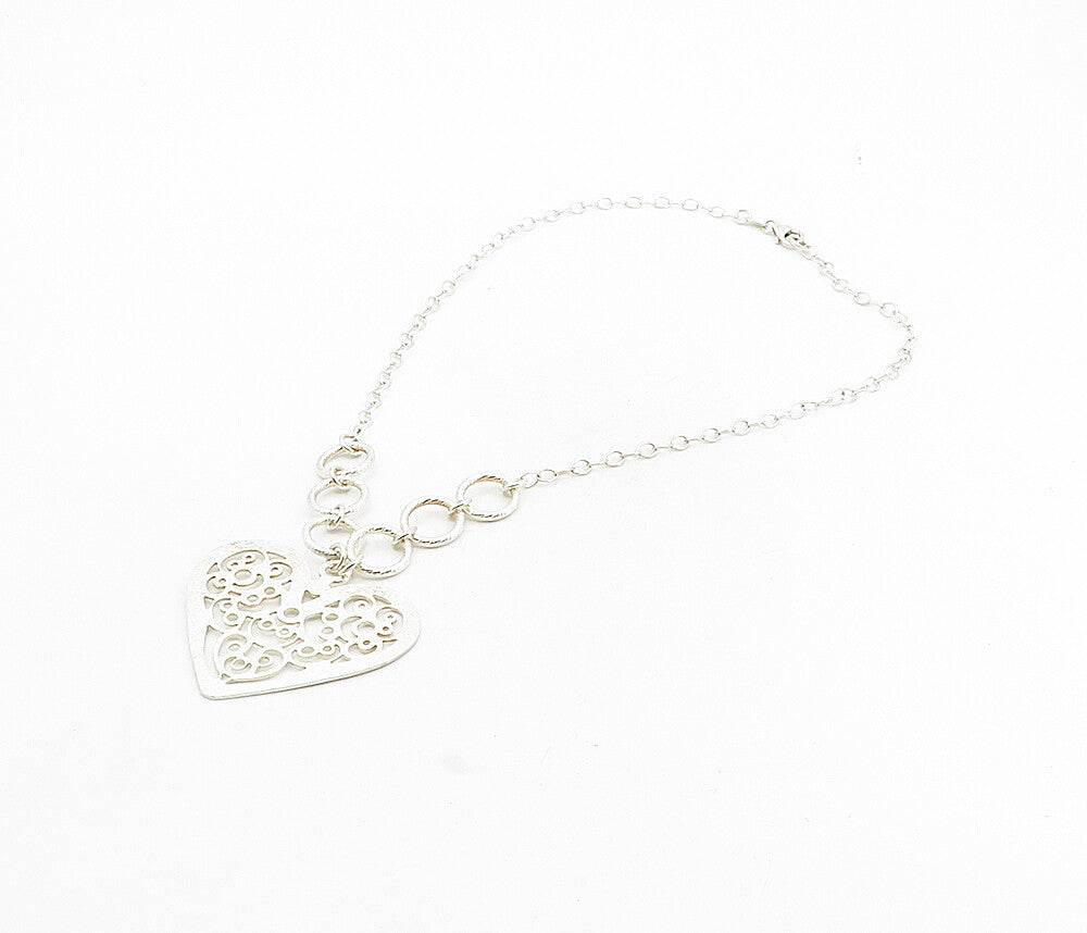 925 Sterling Silver  Shiny Cutout Swirl Love Heart Chain Necklace  NE1721