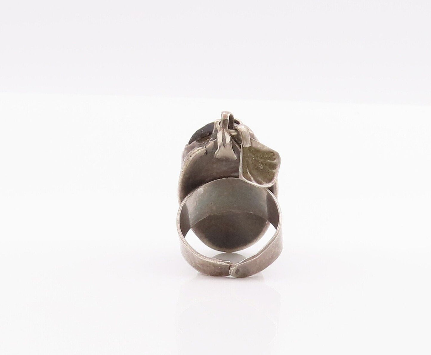 925 Sterling Silver Vintage Ring Oval Cabochon Onyx Dangling Charm Sz 8  RG28379