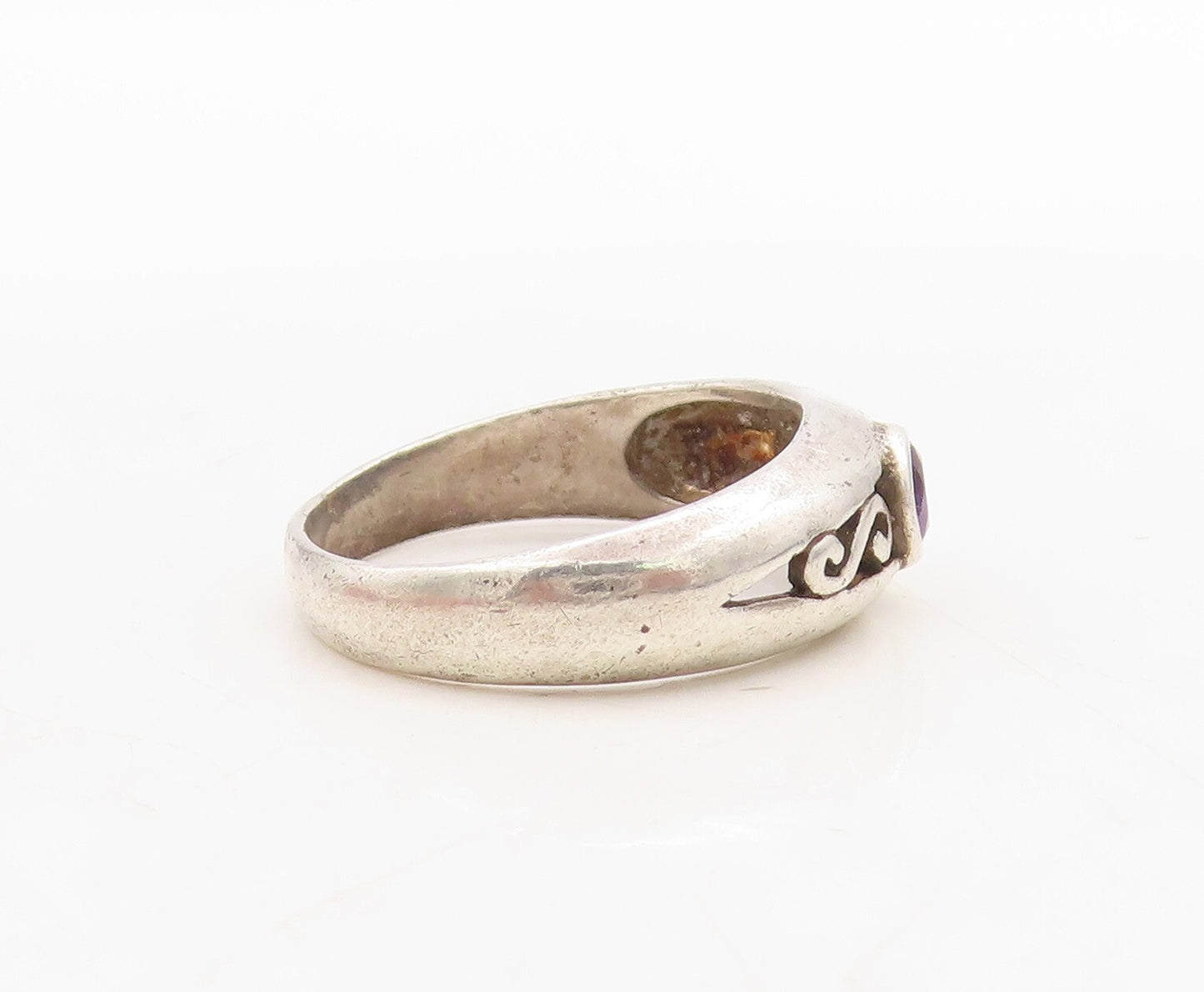 925 Sterling Silver Vintage Ring Swirly Cutout Round Cut Amethyst Sz 7.5 RG31672