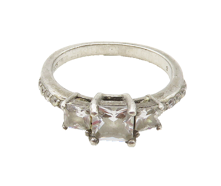 925 Sterling Silver  Vintage Graduated Cubic Zirconia Band Ring Sz 8  RG17096
