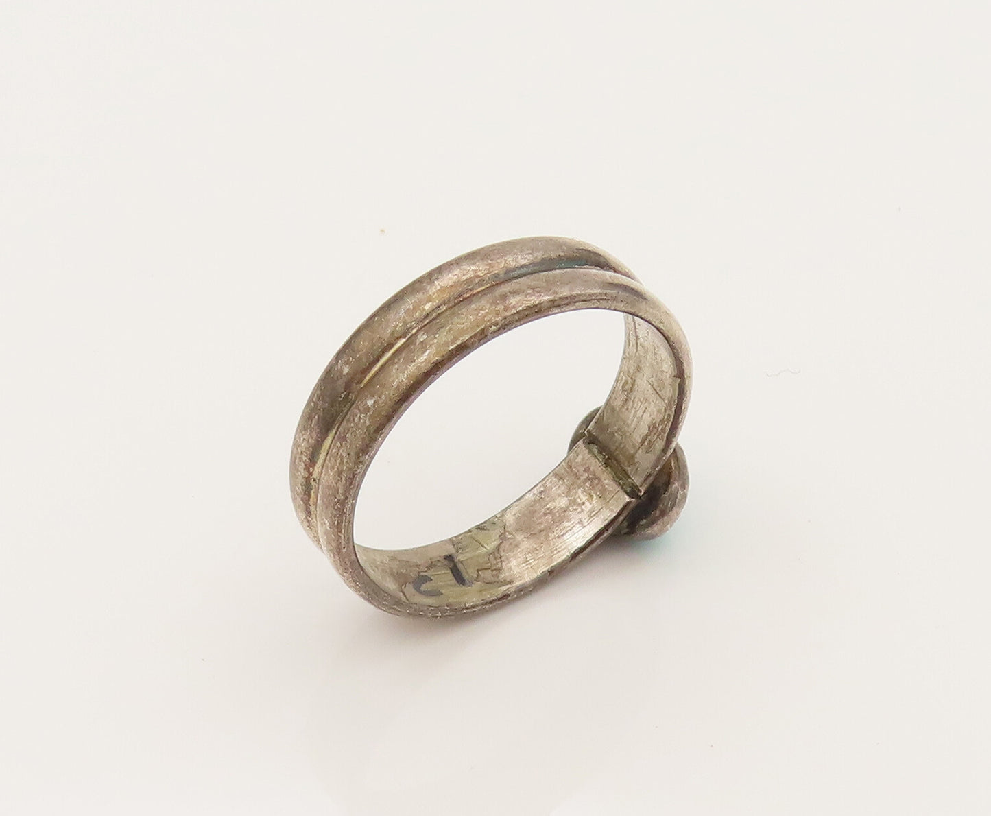 NAVAJO 925 Silver  Vintage Minimalist Turquoise Ribbed Ring Sz 8.5  RG26507