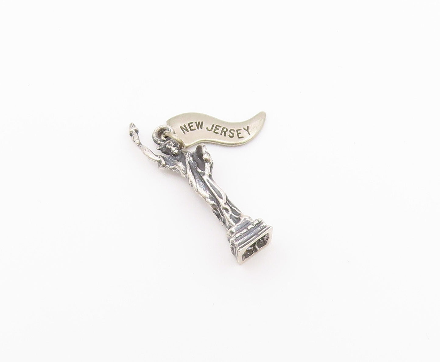 925 Sterling Silver  Vintage Statue Of Liberty New Jersey Pendant  PT18375
