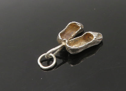 925 Sterling Silver   Vintage Petite Ballet Slippers Dancer Pendant  PT18249