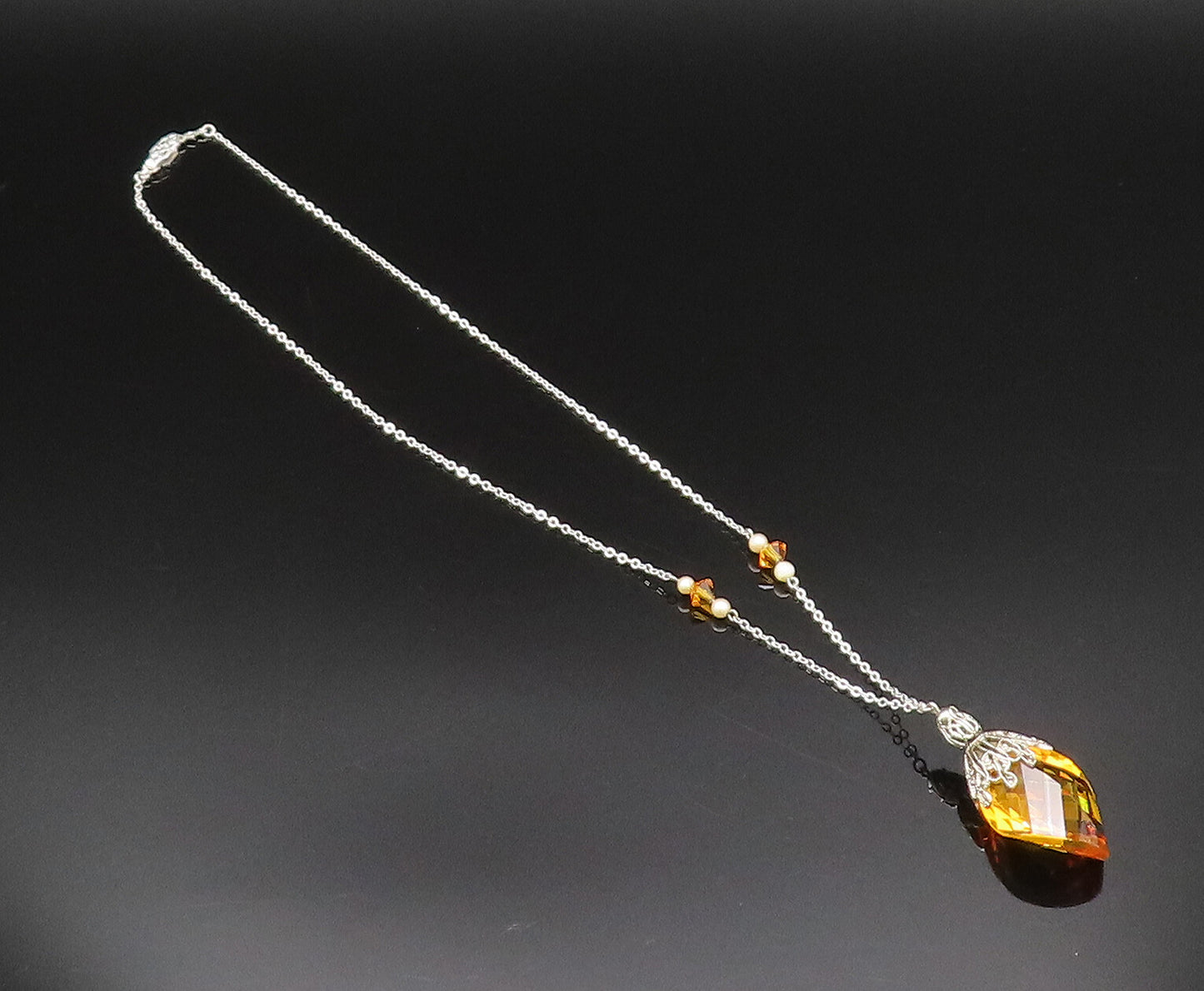 925 Sterling Silver  Vintage Twisted Citrine & Cultured Pearl Necklace  NE3900