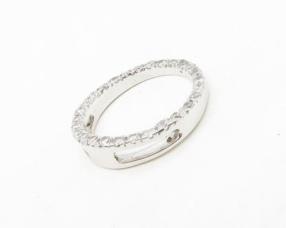 925 Sterling Silver  Vintage Shiny Cubic Zirconia Open Circle Pendant  PT14057