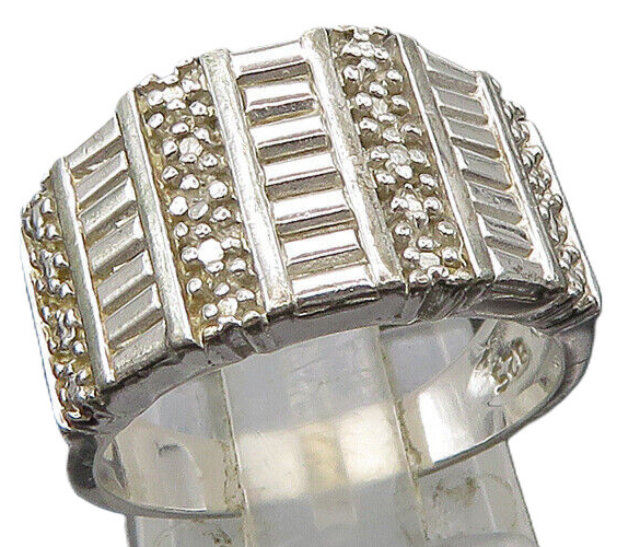 925 Sterling Silver  Vintage Shiny Pattern Tapered Band Ring Sz 7  RG22117