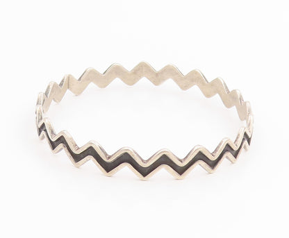 925 Sterling Silver Vintage Bracelet MEXICO Modernist Zig Zag Bangle  BT11616