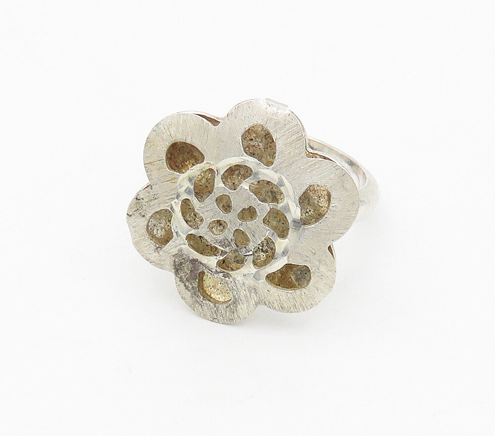 IBB 925 Silver  Vintage Shiny Cutout Flower Motif Statement Ring Sz 9  RG17026