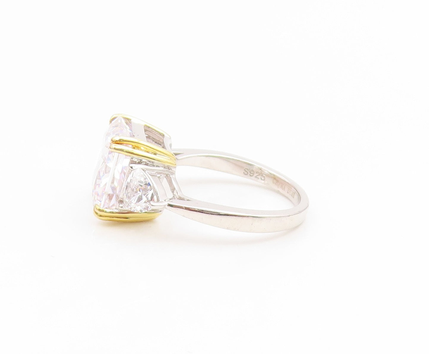 925 Sterling Silver Vintage Ring Classic CZ Two Tone Statement Band Sz 6 RG35056